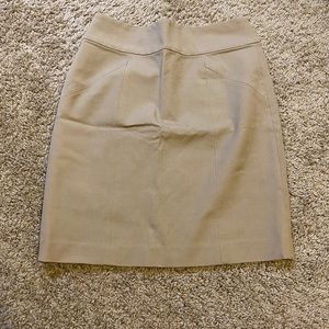 Banana republic tan skirt